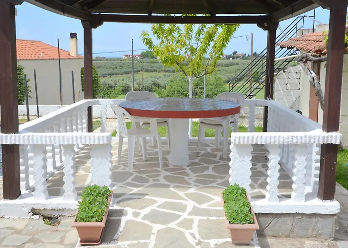Emmanuel\'S Summer House
